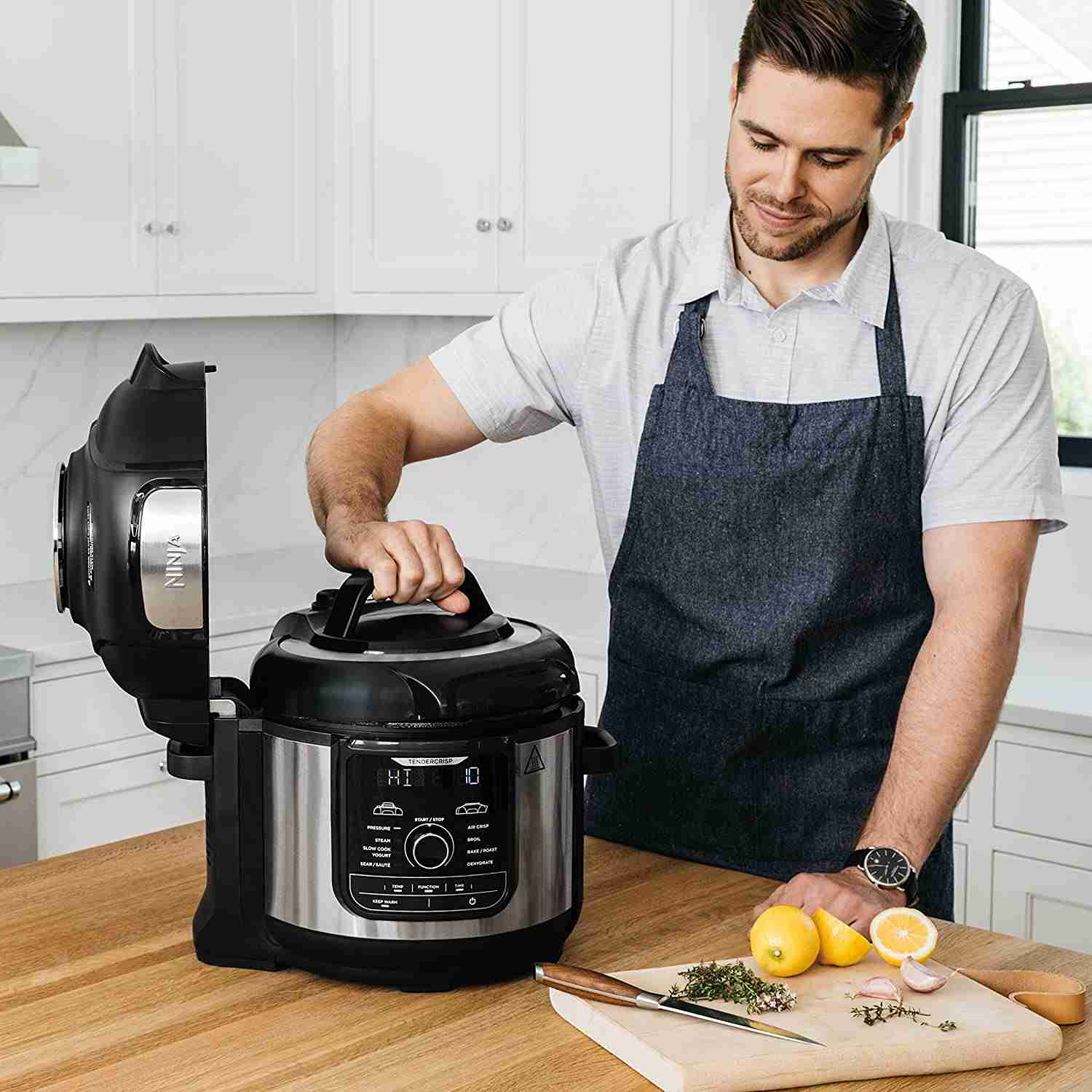 Ninja FD401 Foodi 8-Quart 9-in-1 Deluxe XL Pressure Cooker with Air Fryer and Multi-Cooker Functions