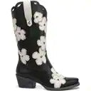 Jill 2 Cowboy Boot - Women's Faux Leather Floral Design Boots