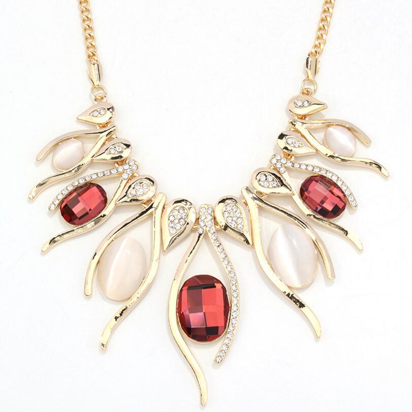 Hyperbole Big Necklaces & Pendants For Women Vintage Egg Shape Crystal Flower Pendant Necklace