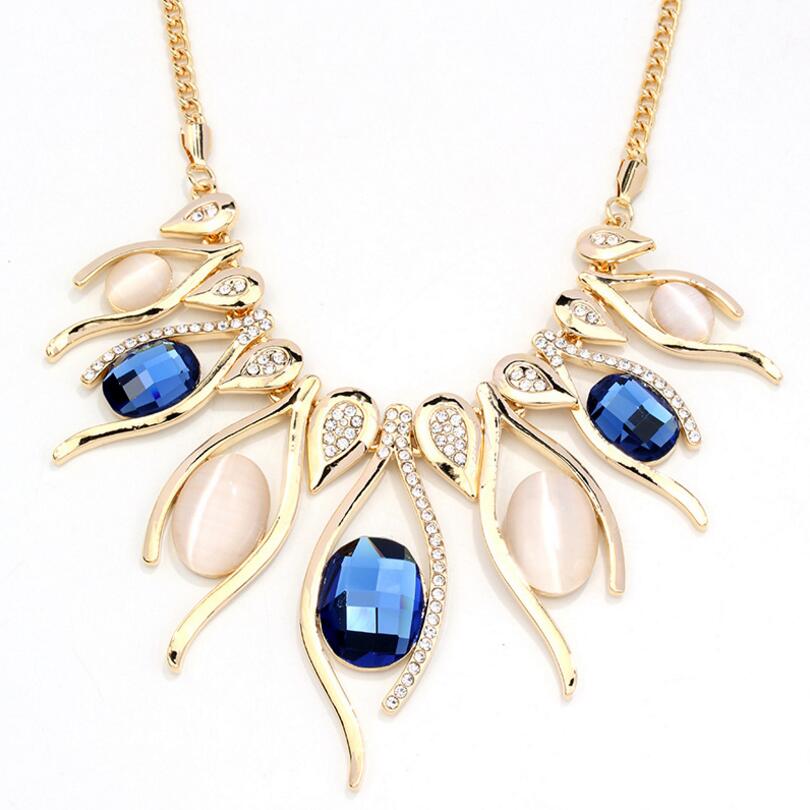 Hyperbole Big Necklaces & Pendants For Women Vintage Egg Shape Crystal Flower Pendant Necklace