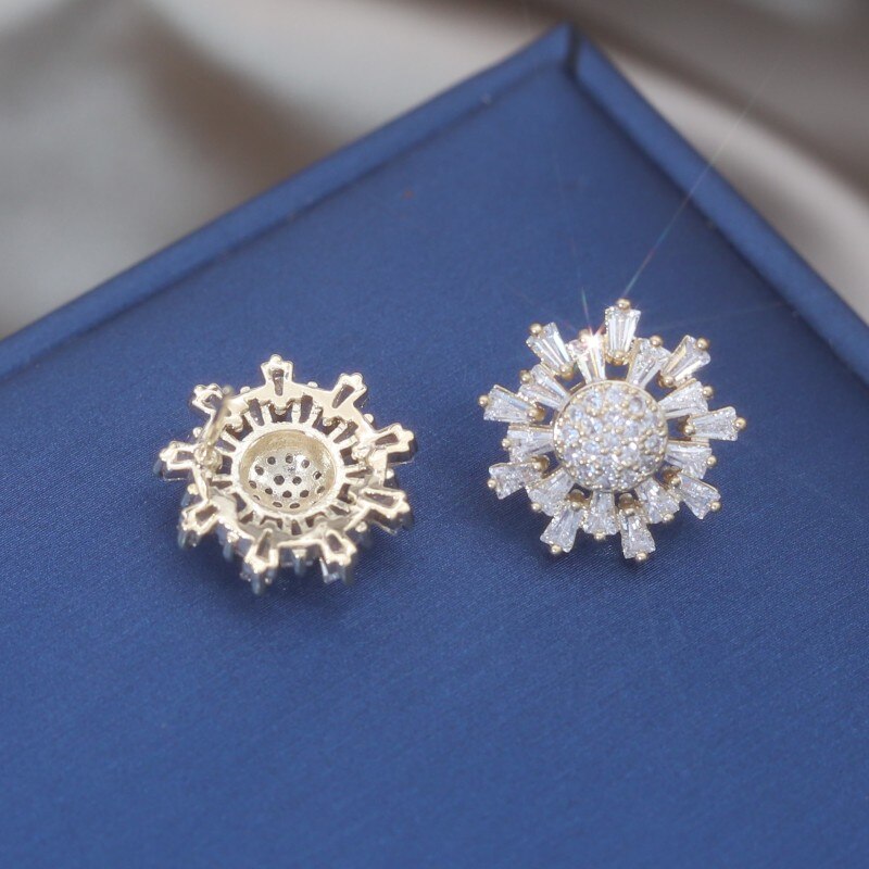 14K Gold Plated Irregular Star Zircon Flower Earrings for Women