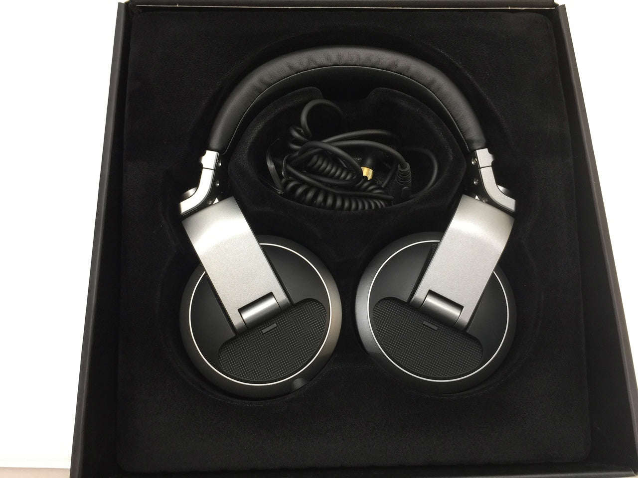 Pioneer DJ HDJ-X5 Over-Ear DJ Headphones Silver, NOB