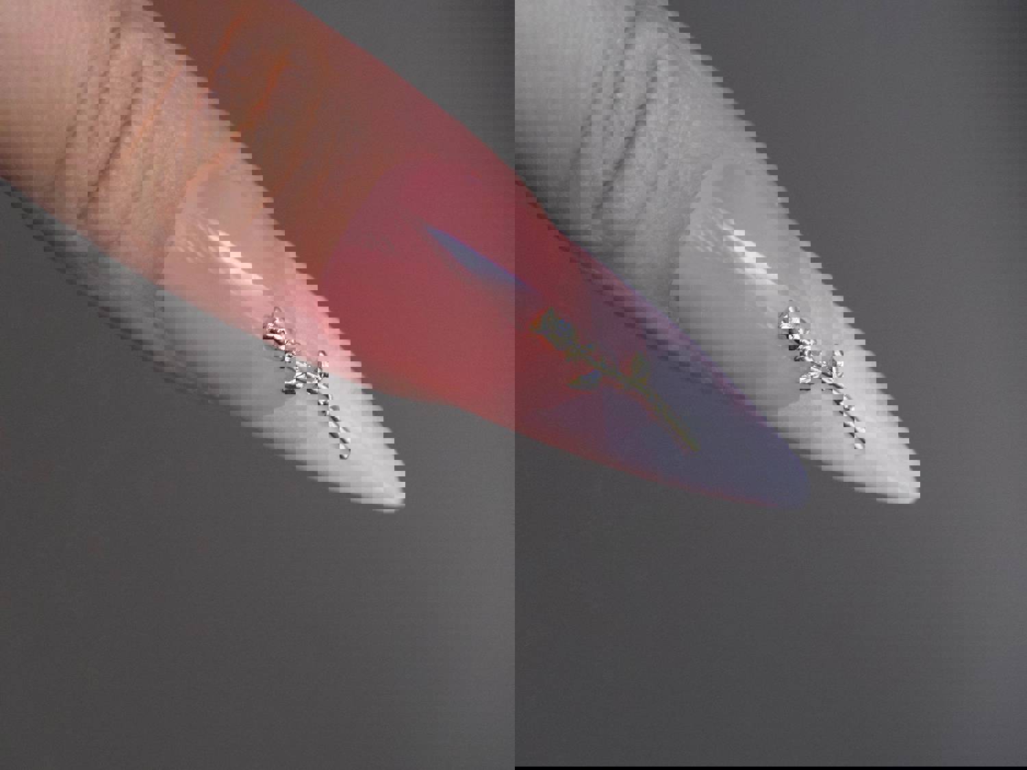 18k Gold Rose Decal for Nail Art - Exquisite Gold Floral Nail Jewelry