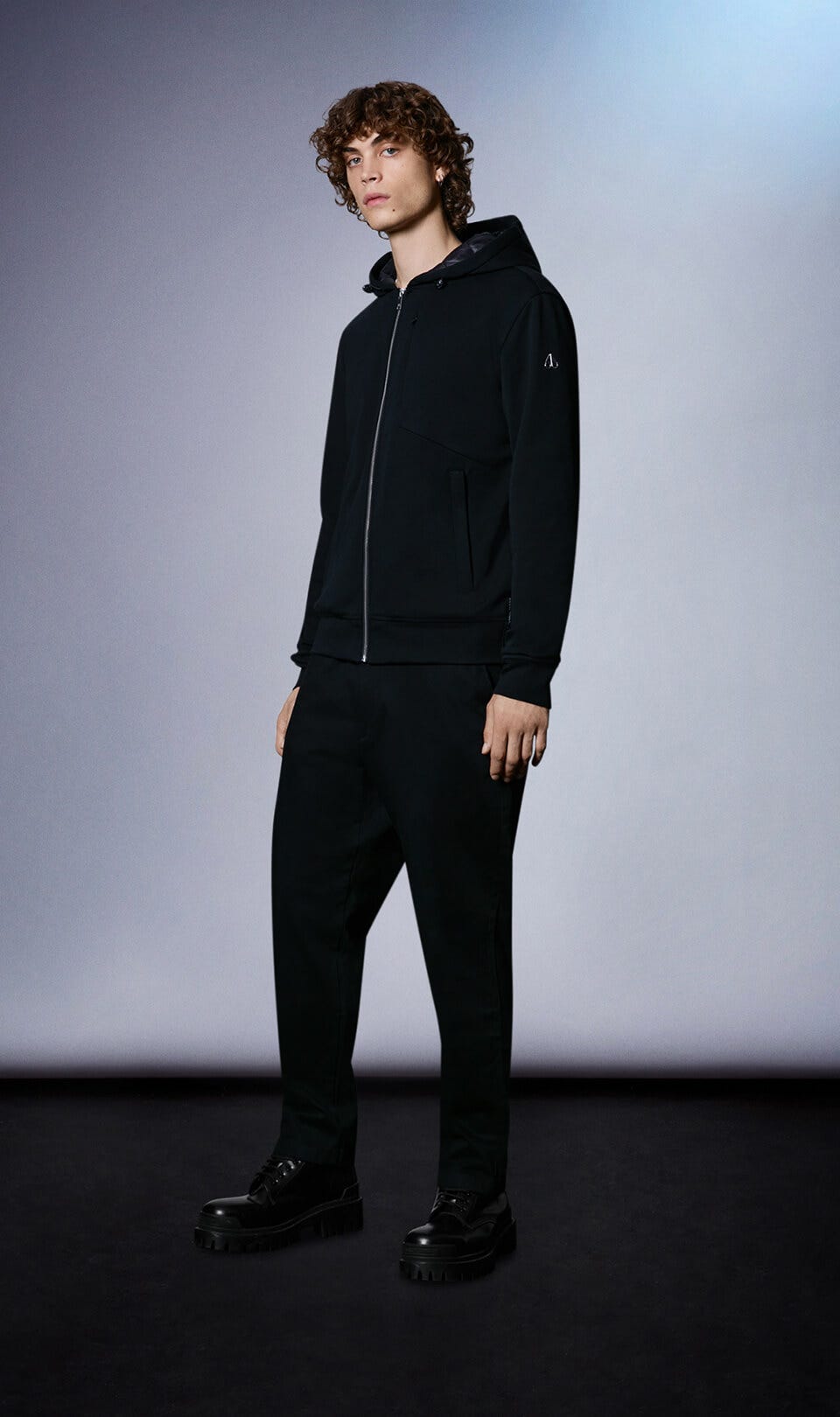 MOOSE KNUCKLES CHILLOYNEYS HOODIE - Men's Slim Fit Cold-Weather Hoodie