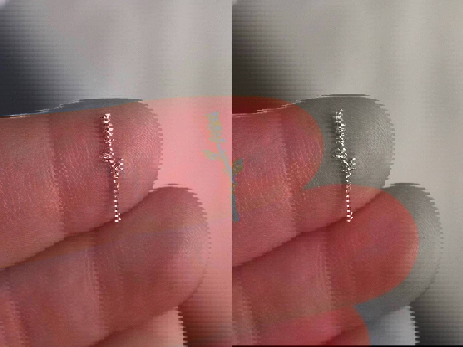 18k Gold Rose Decal for Nail Art - Exquisite Gold Floral Nail Jewelry