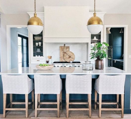 Visual Comfort Hicks Extra Large Pendant