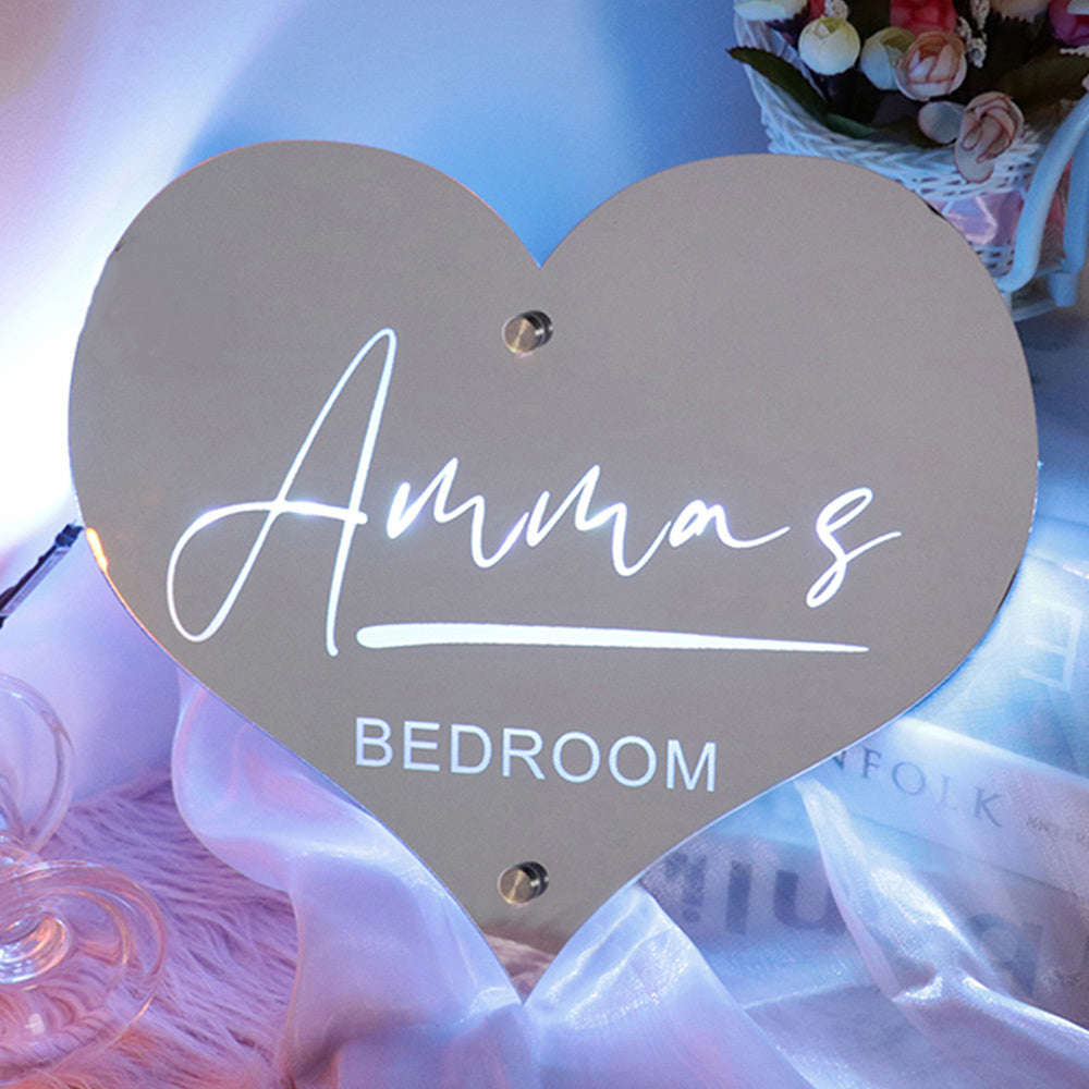 Custom Name Heart-shaped Marquee Mirror Light for Wall Art - Personalized LED Gift