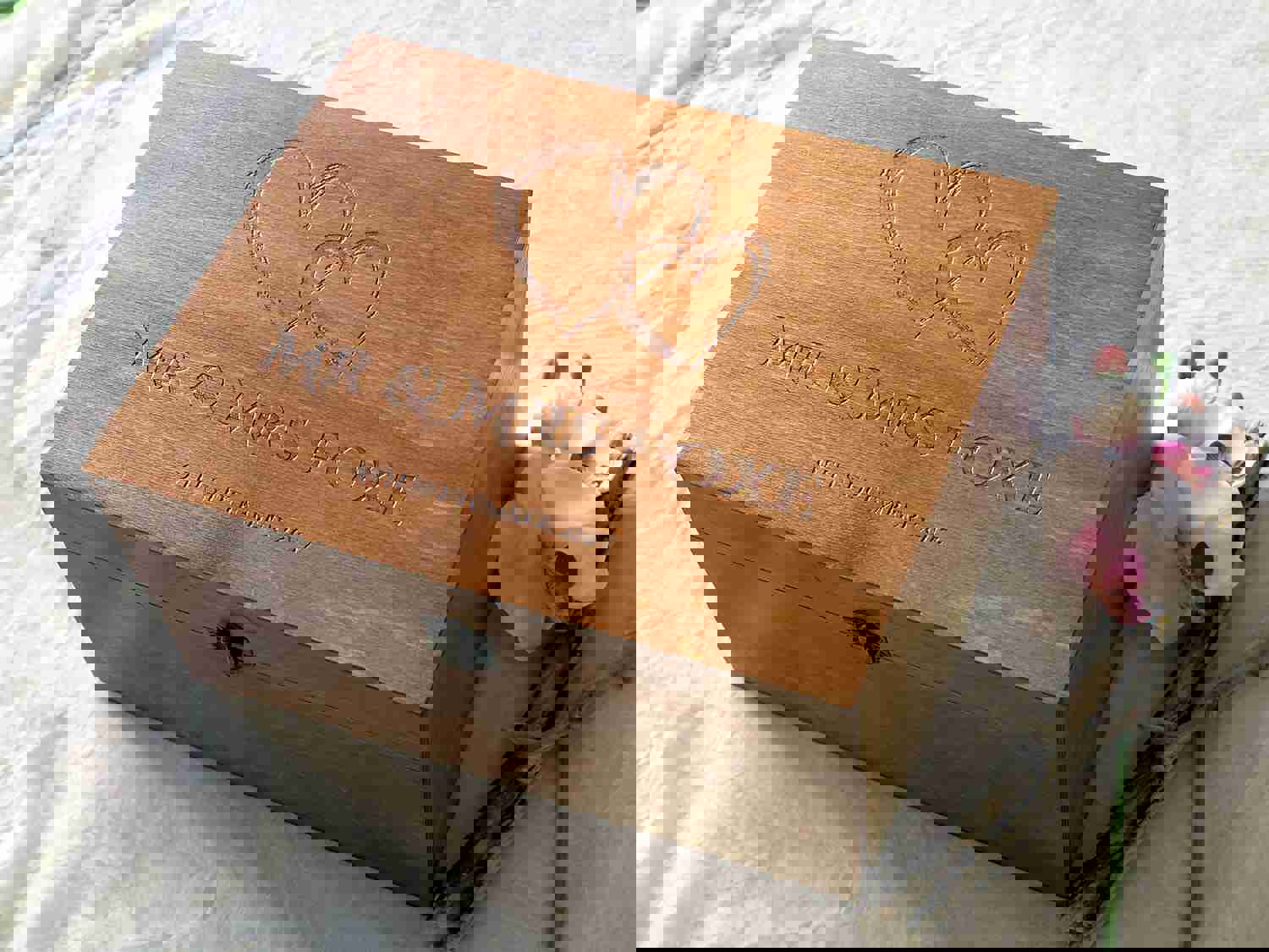 Personalized Wedding Keepsake Box with Interlocked Hearts and Names - Custom Anniversary Gift