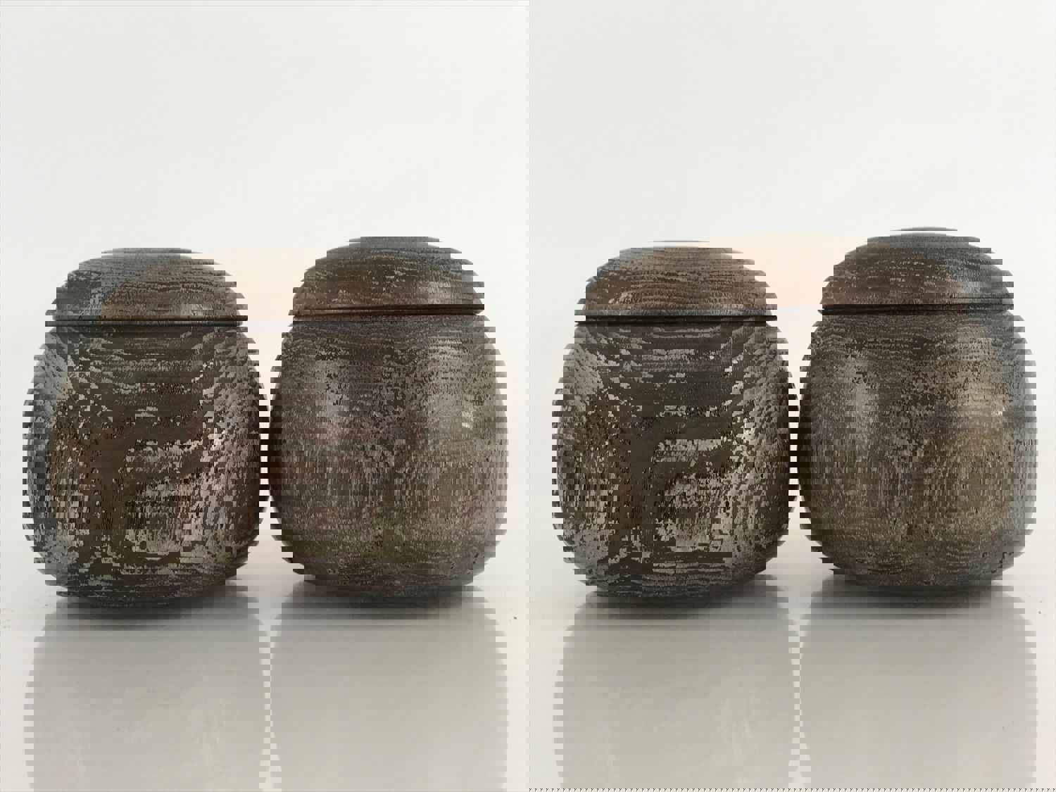 Vintage Japanese Go Stone Goishi Game Piece Complete Set with Wood Bowls