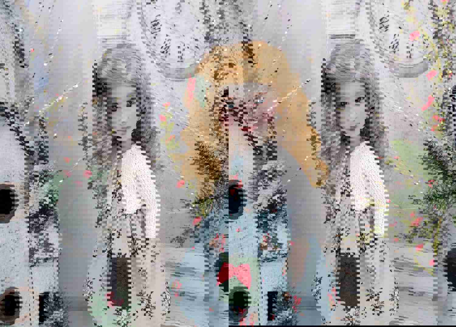 Winterland Bouquet - Dress with Sweater & Boots for Ruby Red Fashion Friends Doll