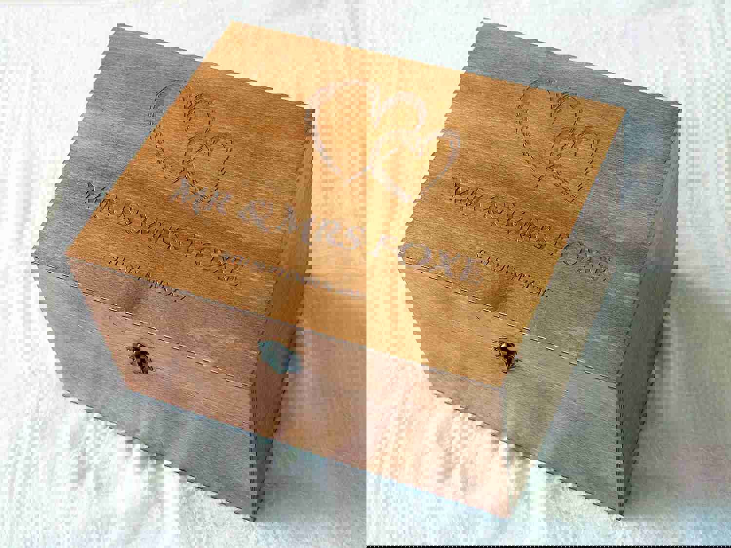 Personalized Wedding Keepsake Box with Interlocked Hearts and Names - Custom Anniversary Gift