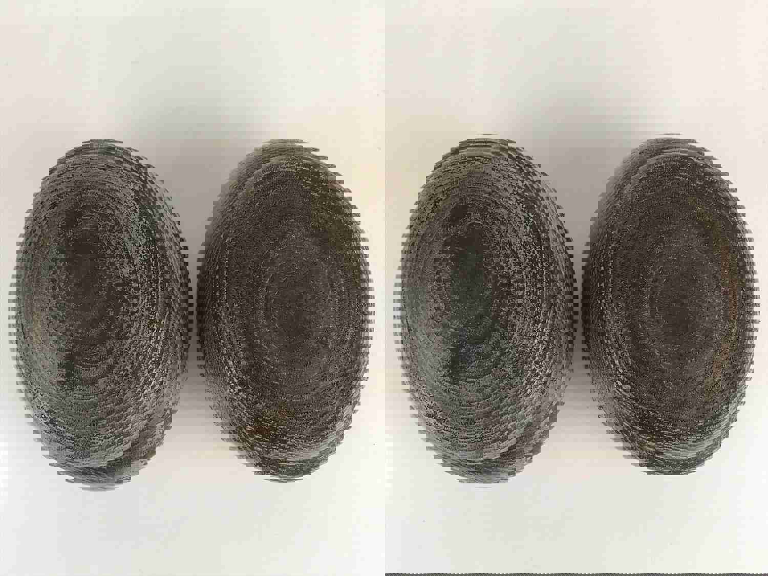 Vintage Japanese Go Stone Goishi Game Piece Complete Set with Wood Bowls