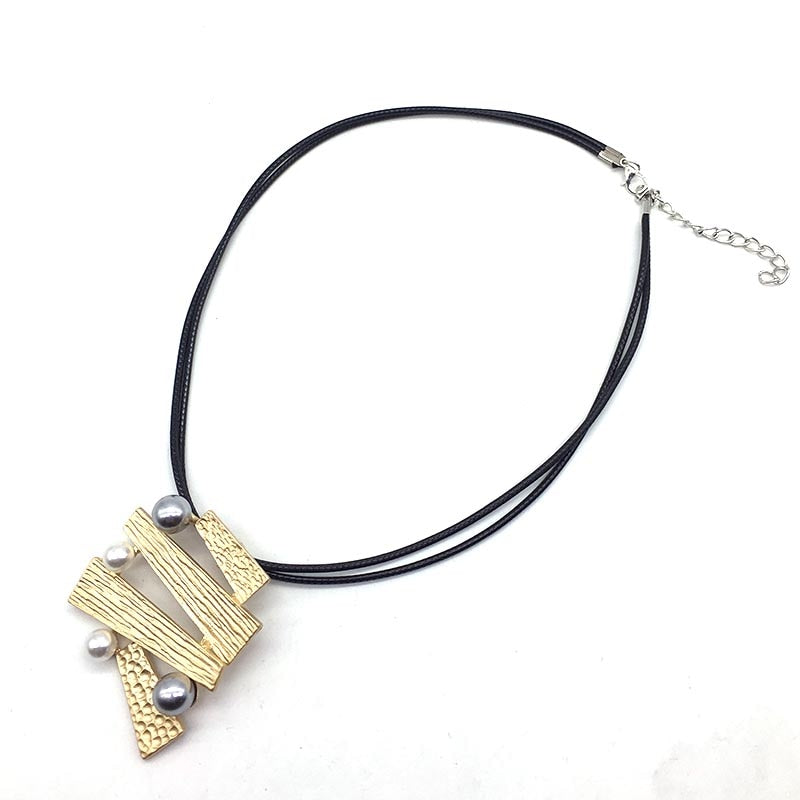 TOTABC Women's Black Leather Choker Necklace with Grey Pearl Pendant