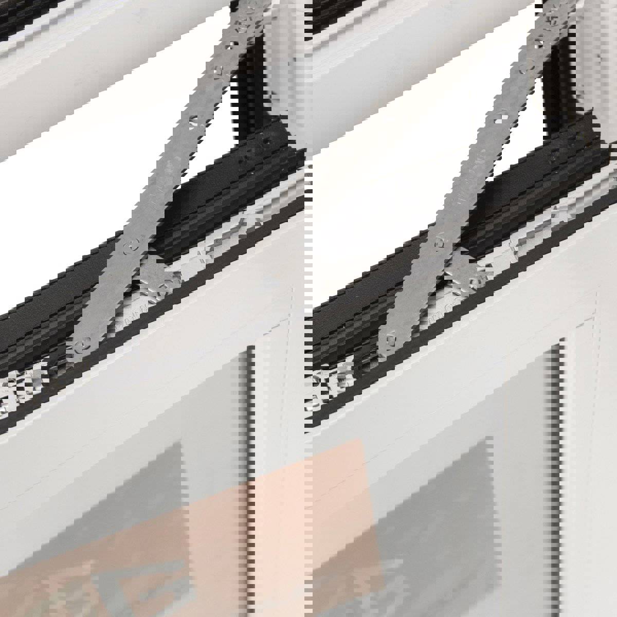 DOORWIN 2021 Windsor Energy Efficient Aluminium Tilt and Turn Window