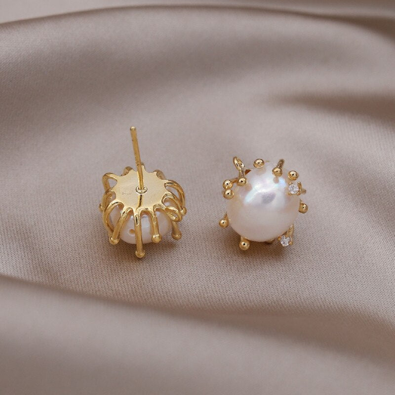 2022 Korea Jewelry Simple Paw 14K Gold Plated Natural Freshwater Pearl Earrings Elegant Womens Daily Accessories