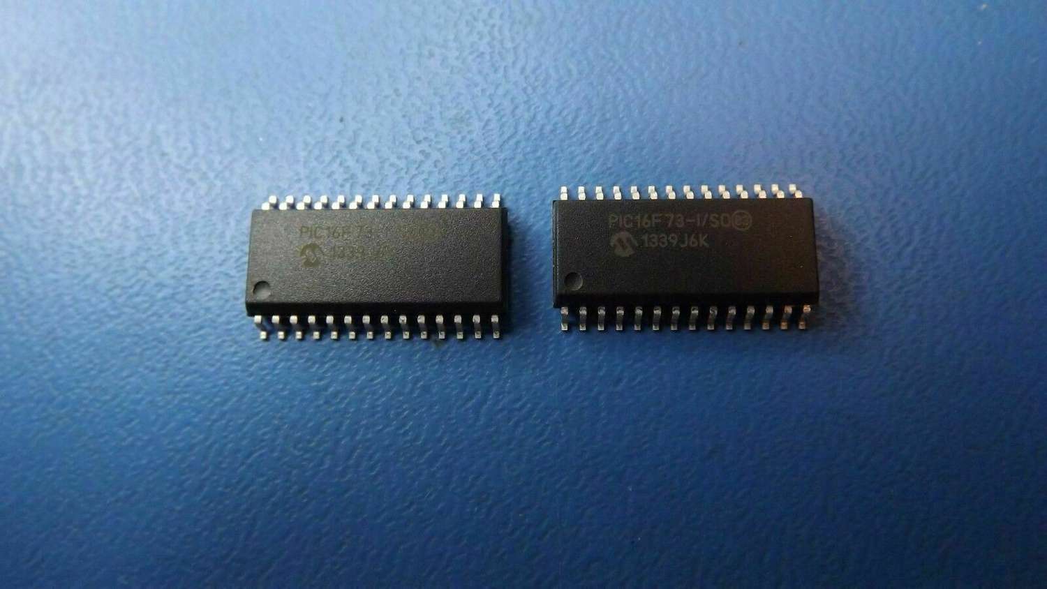 2PCS PIC16F73-I/SO Microcontroller by Microchip Technology