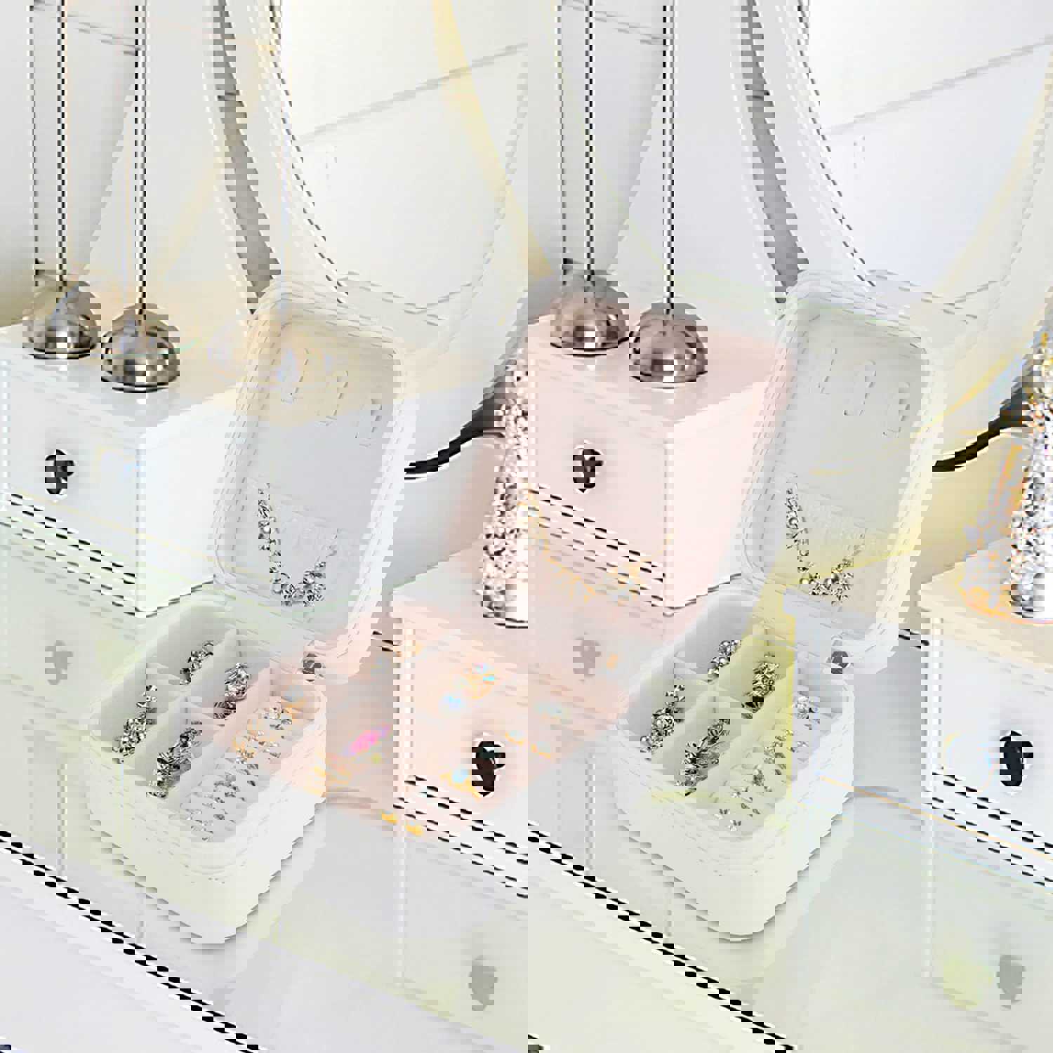 Custom Name Wreath Travel Makeup Box Jewelry Storage Box