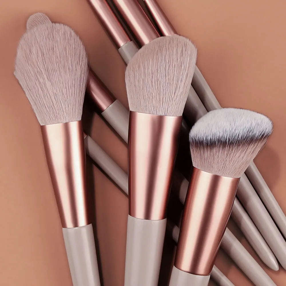 13pcs Makeup Brushes Set - Soft and Fluffy Concealer Brush for Women