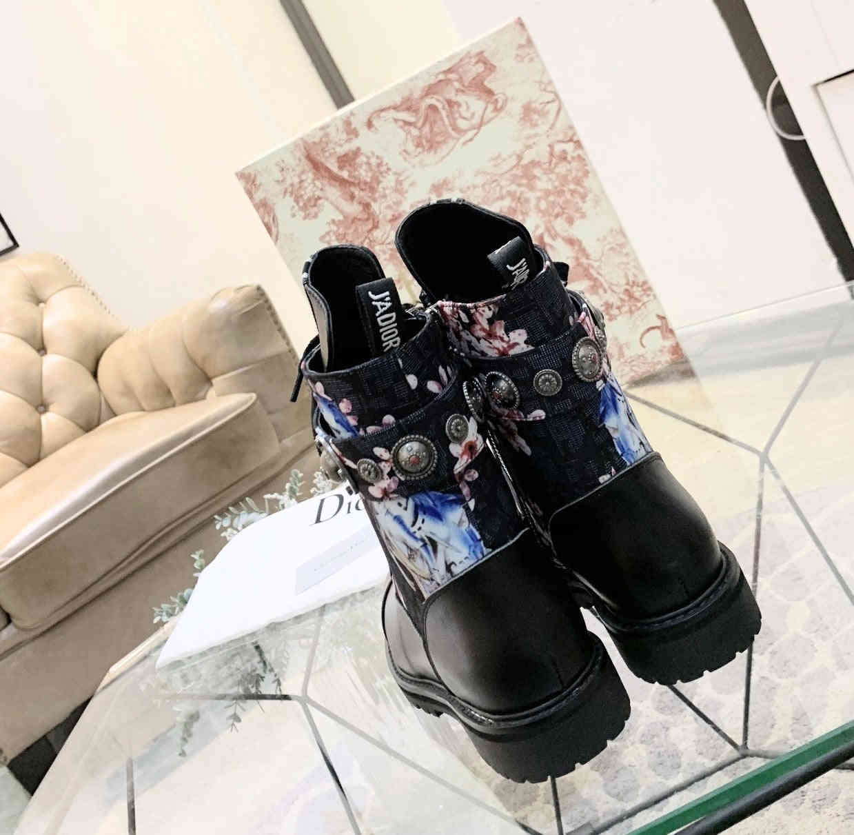 CHD Boots Flowers Low - Stylish and Comfortable Footwear