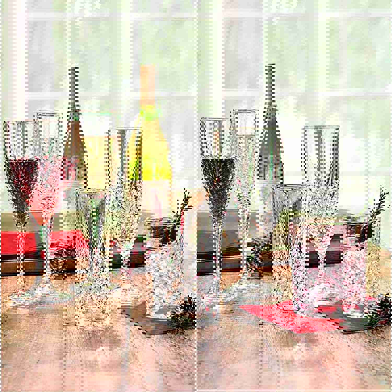 Italian Crystal Wine Glasses, Set of 4 - 9 Ounce Premium Wine Goblets for Any Occasion