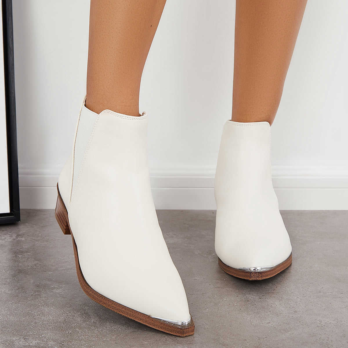 Women's Pointed Toe Western Ankle Boots with Chunky Heel