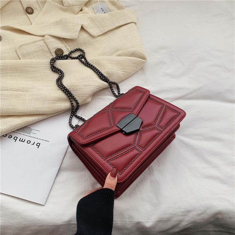 Stylish Women's Studded Rivet Chain Crossbody Bag 2023
