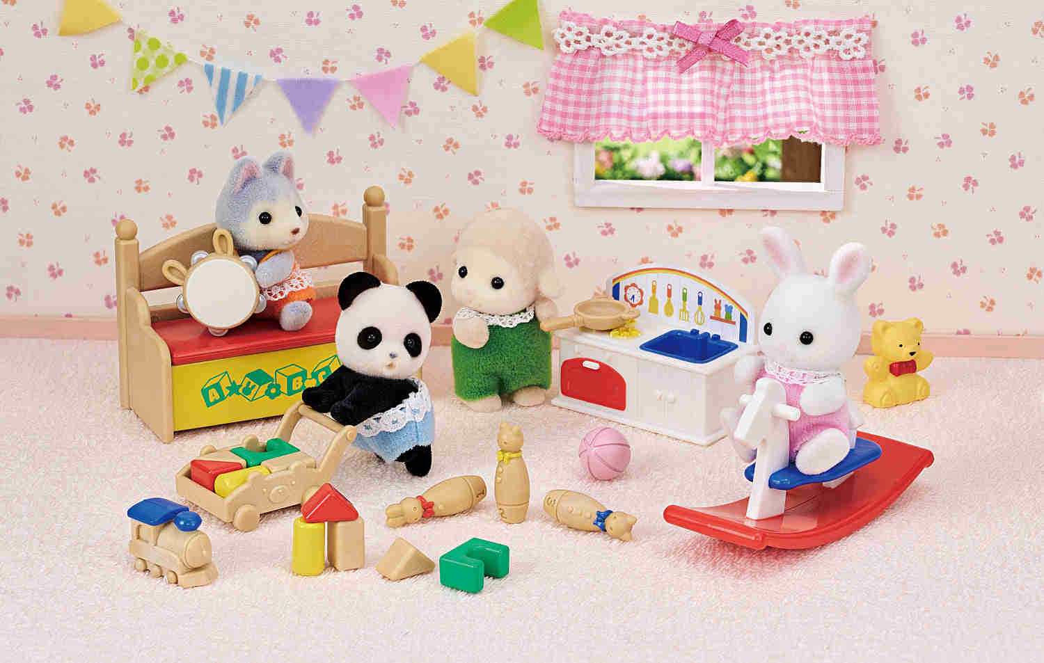 Calico Critters Playtime Set: Snow Rabbit & Panda Babies