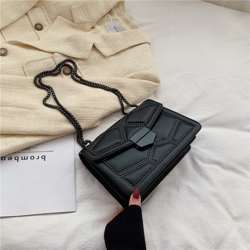 Stylish Women's Studded Rivet Chain Crossbody Bag 2023
