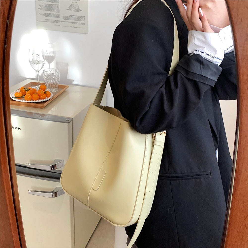 Kukombo Trendy Wide Strap Bucket Bag for Women
