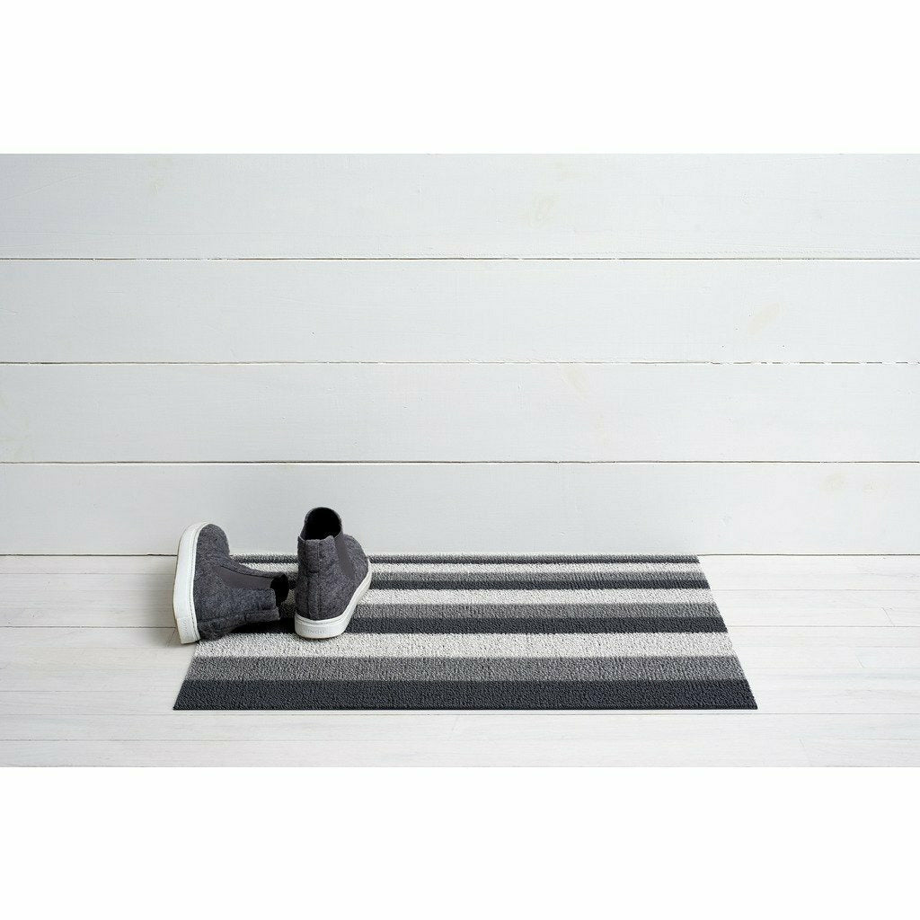 Chilewich Bounce Stripe Shag Mat, Durable and Stylish Indoor/Outdoor Mat