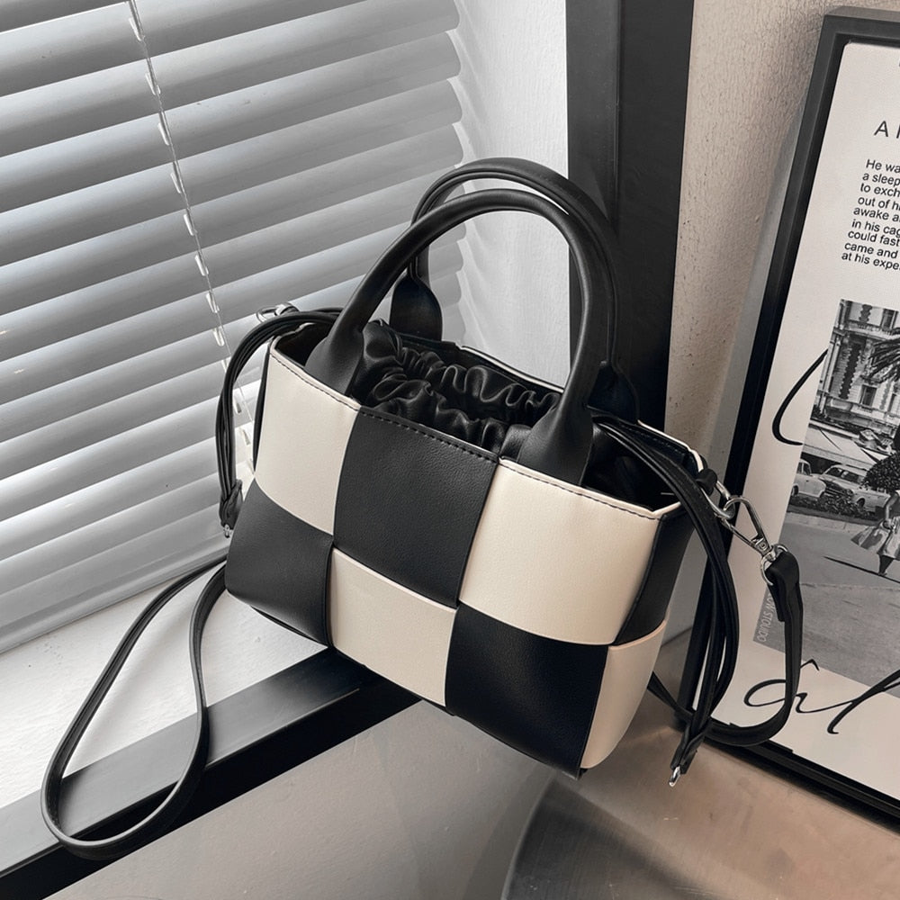 Kukombo Trendy Woven Checkered Women's Handbag