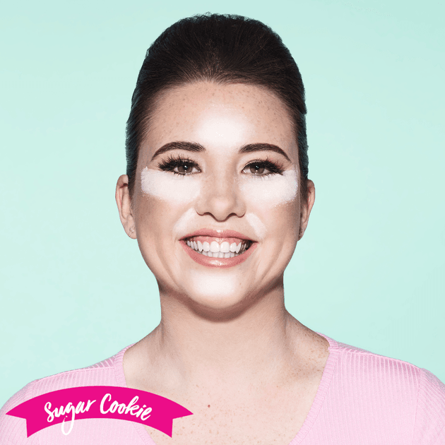 HUDA BEAUTY Easy Bake Loose Powder - Airbrushed Finish, Pore Minimizing