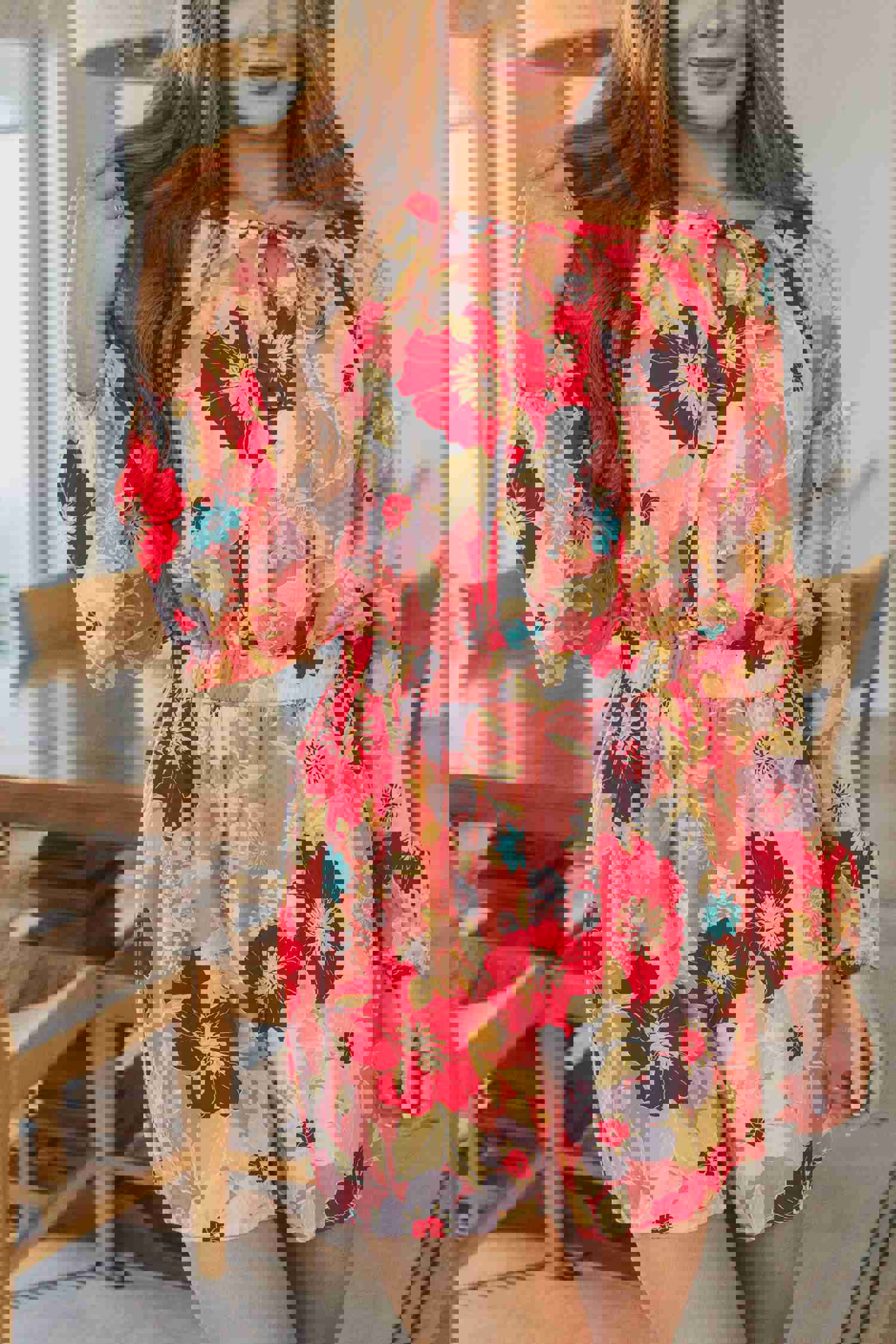 Stylish Floral Romper for a Vibrant Day Out