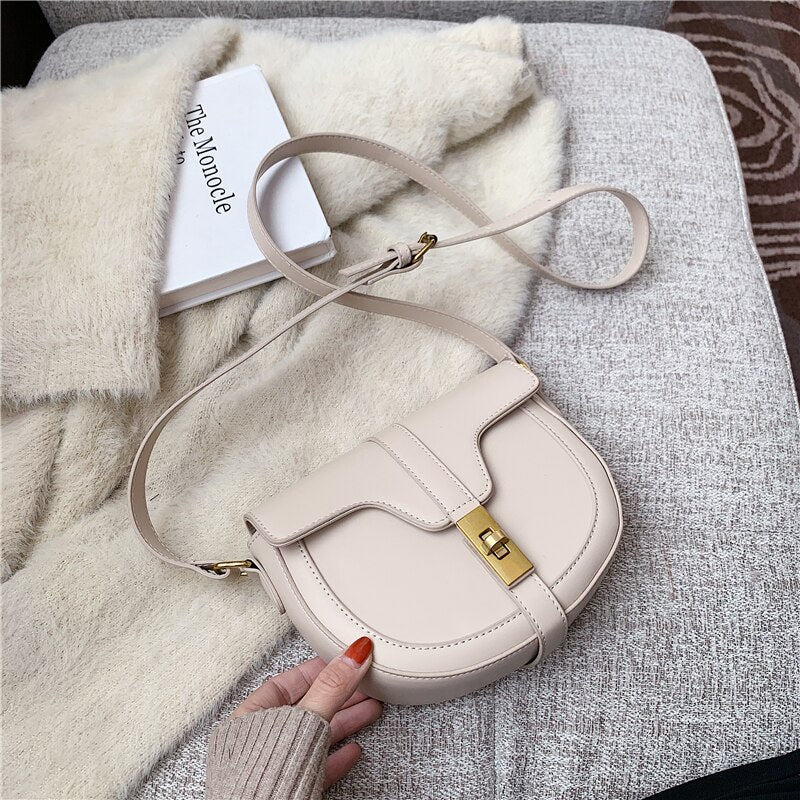 Kukombo Twist Lock Saddle Bag, Women's Fashion Crossbody