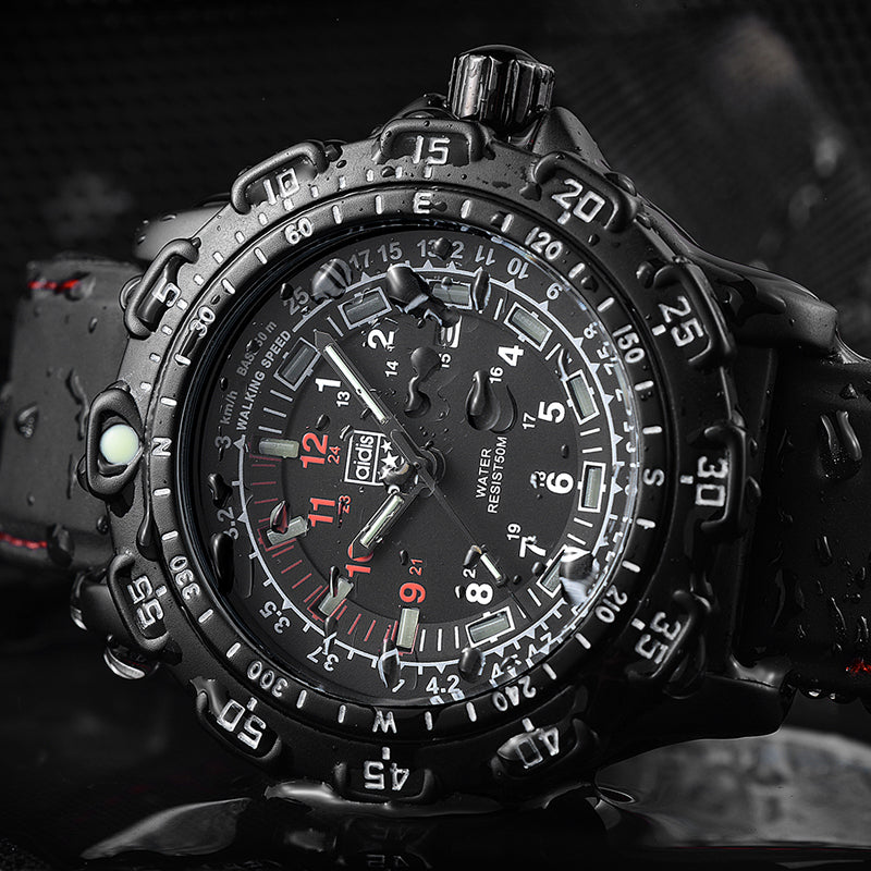 Rugged Military-Style Quartz Watch for Men - Sporty & Durable
