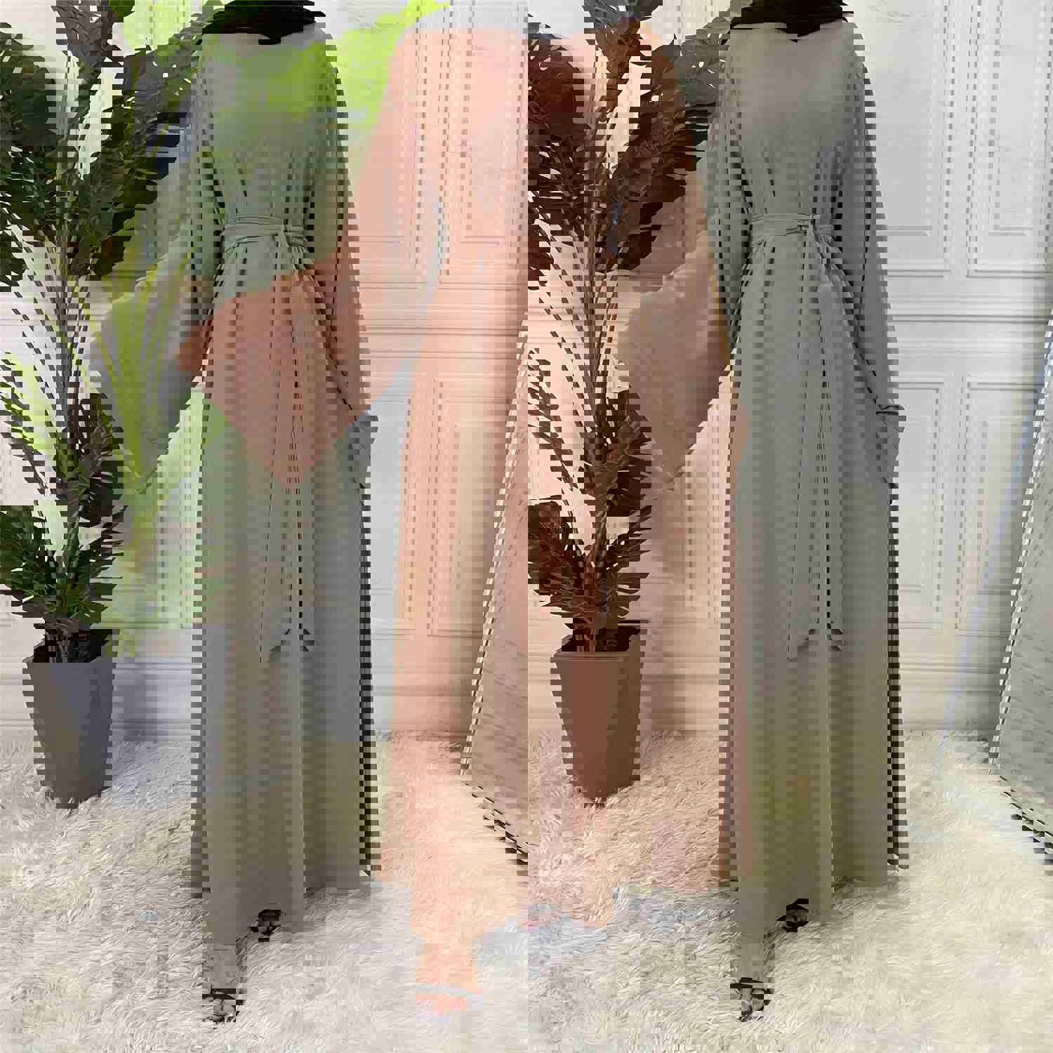 Elegant Muslim Women's Abaya with Sashes - Islamic Fashion