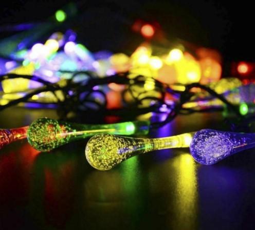 Solar-Powered Multi-Color Raindrop String Lights