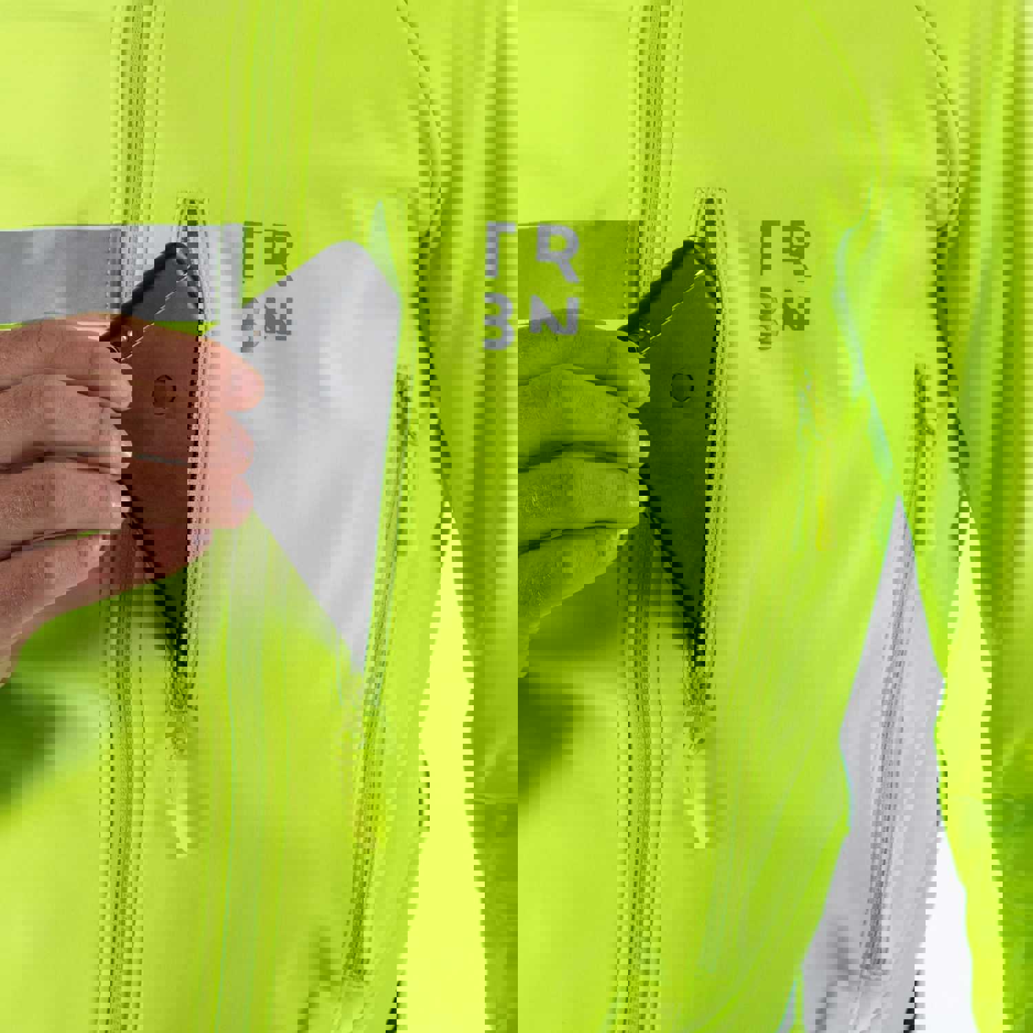 Triban RC500 Cycling EN1150 High-Visibility Winter Jacket for Men