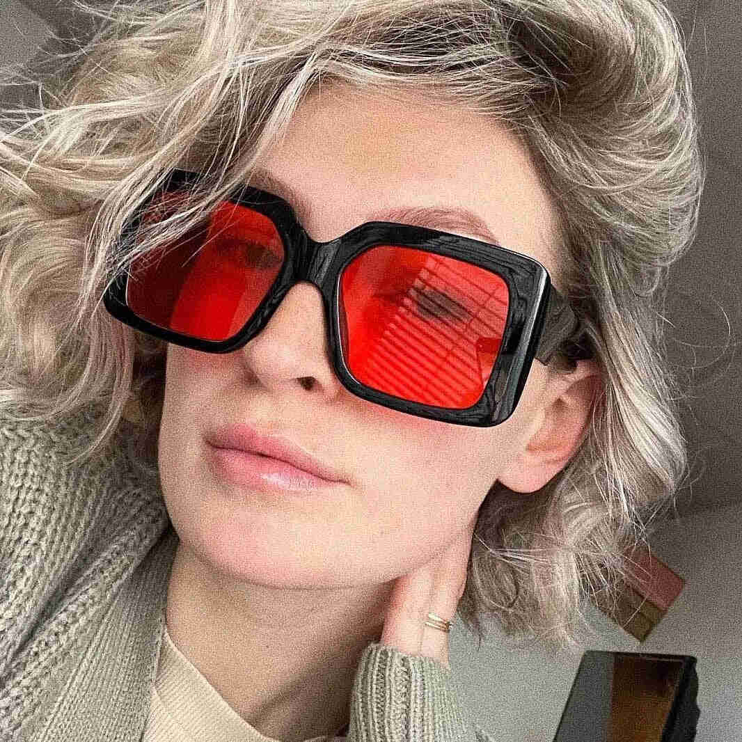 Stylish Oversize Square Sunglasses for Women