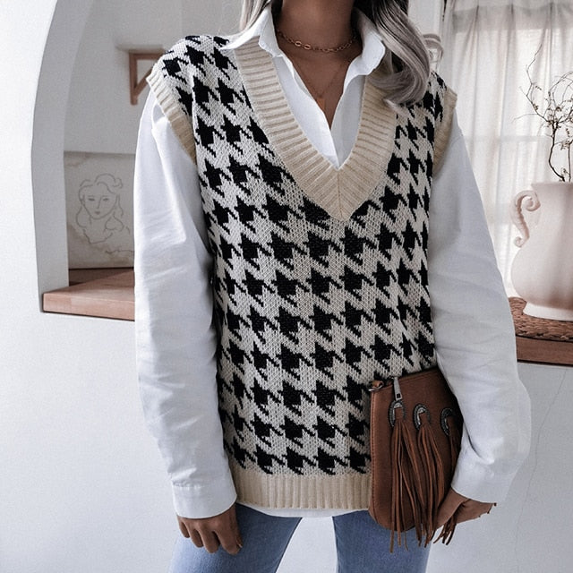 Stylish Women's Houndstooth Knitted Sweater Vest