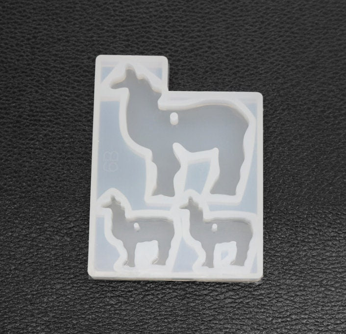Multi-Animal Silicone Mold for Creative Crafting