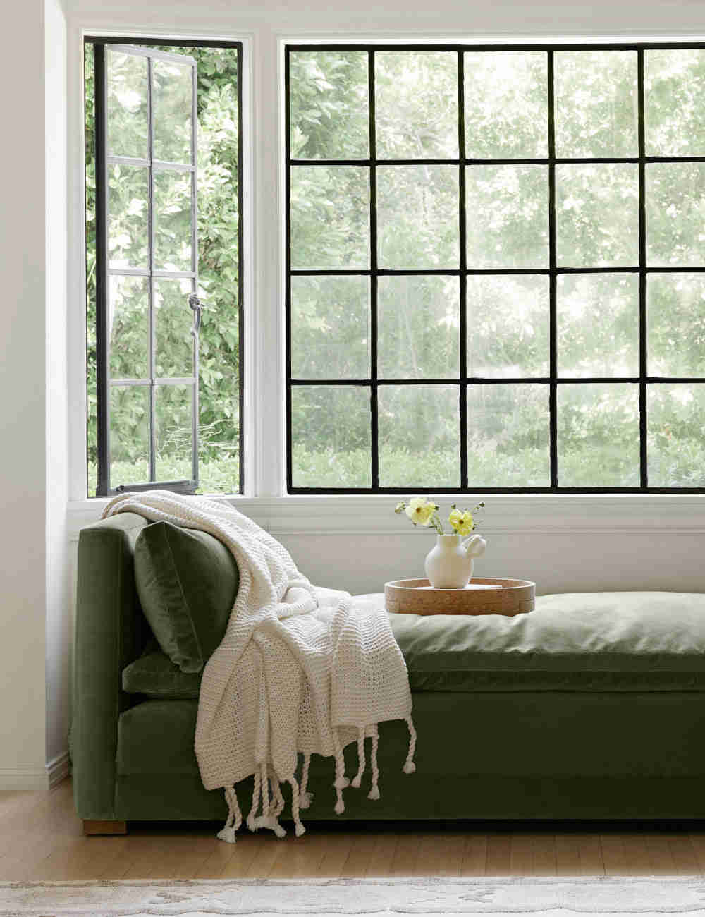 Cozy Chunky Knit Throw with Braided Tassels