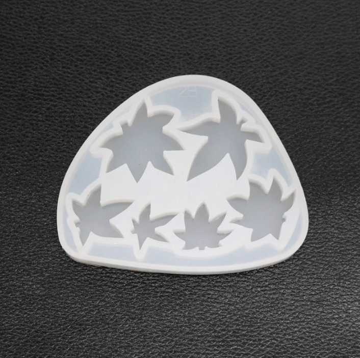 Multi-Animal Silicone Mold for Creative Crafting