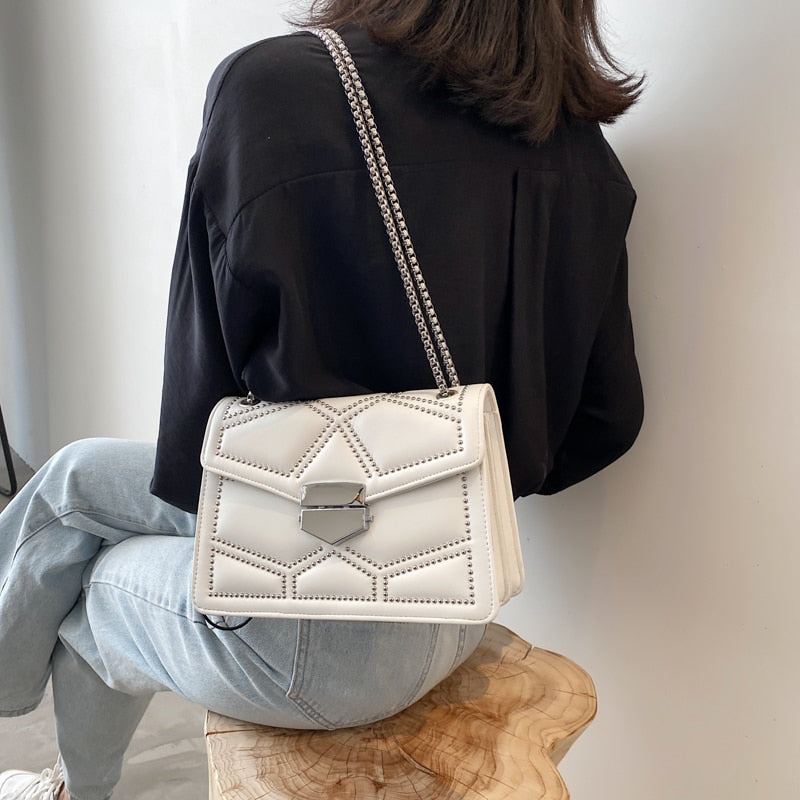 Stylish Women's Studded Rivet Chain Crossbody Bag 2023