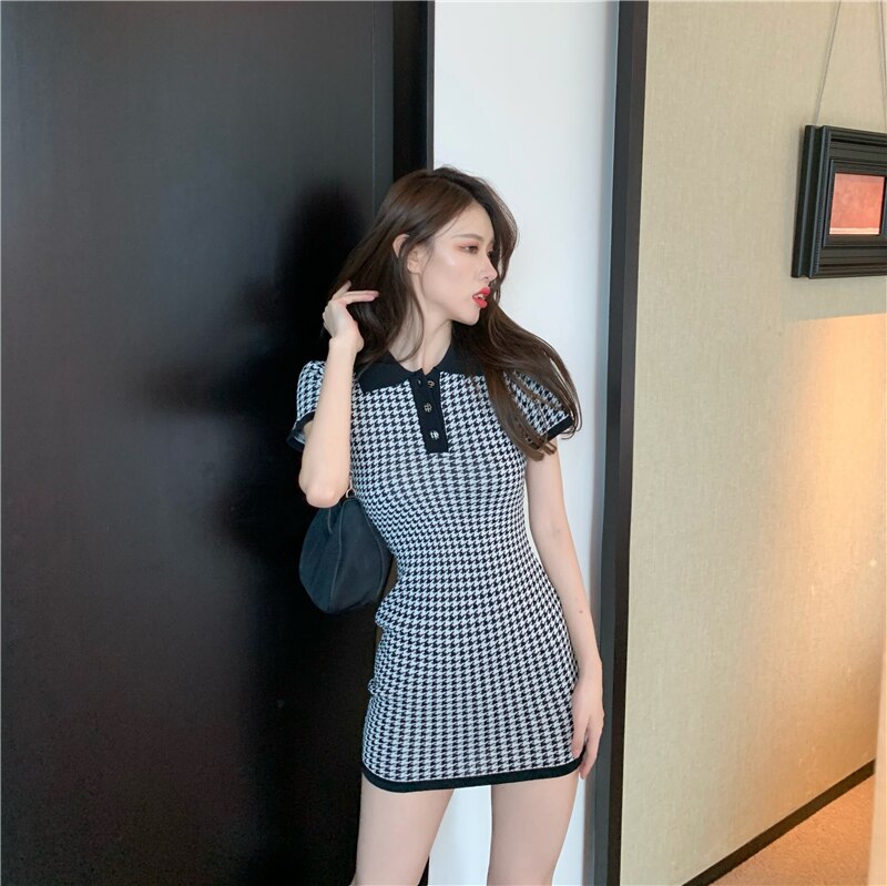 Kukombo Women's Plaid Short Sleeve Dress, 2022 Summer Fashion, Slim Fit with Turn-Down Collar