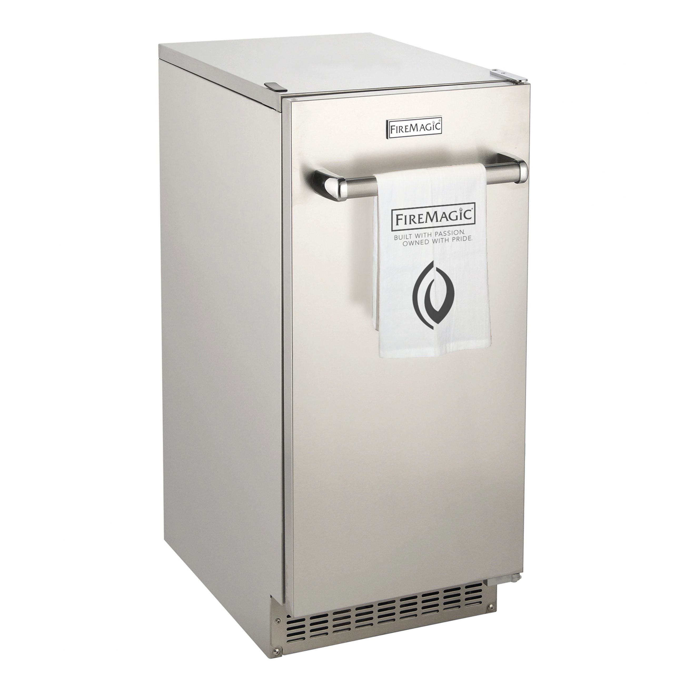 FireMagic Outdoor Rated Ice Maker with 63lbs Daily Production