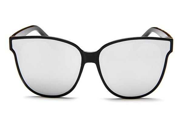 Stylish Vintage Sunglasses with Polarized Lenses