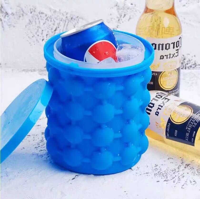 Eco-Friendly Silicone Ice Cube Maker for Space-Saving