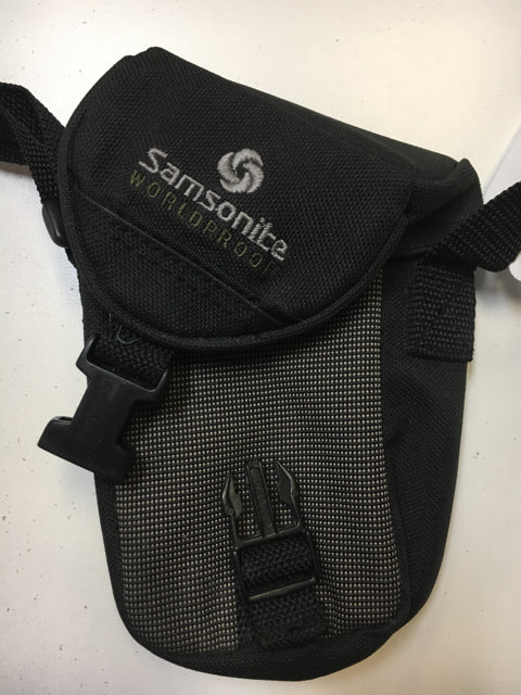 Samsonite Black Digital Camera Bag - Used