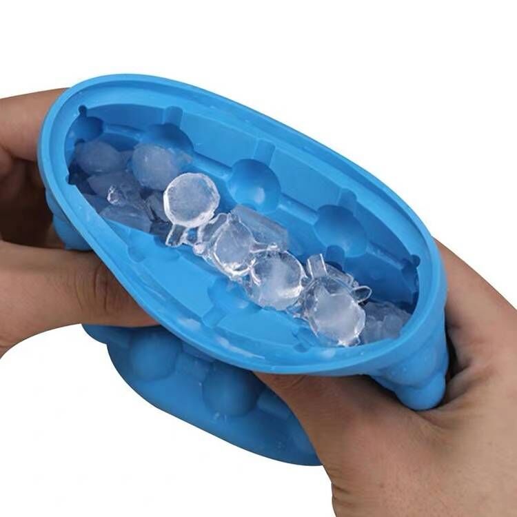Eco-Friendly Silicone Ice Cube Maker for Space-Saving
